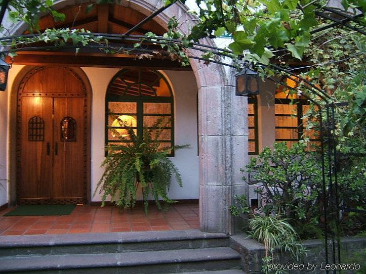 Hotel Los Alpes Quito Dış mekan fotoğraf