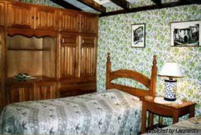 Hotel Los Alpes Quito Oda fotoğraf